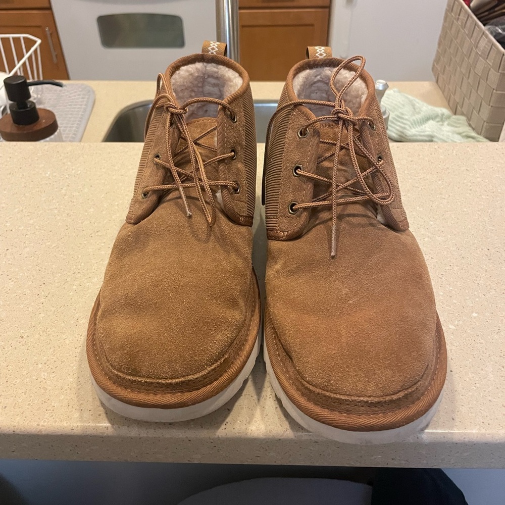 UGG Men's Tan Neumel Boots